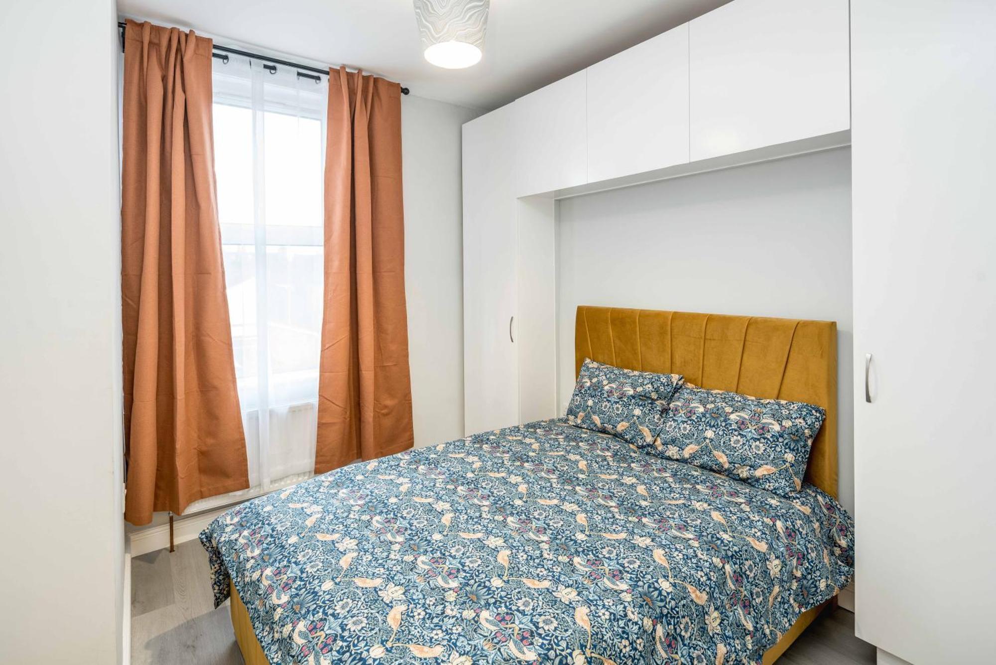בדפורד Free Parking, 2 Beds,Close To Train Station מראה חיצוני תמונה