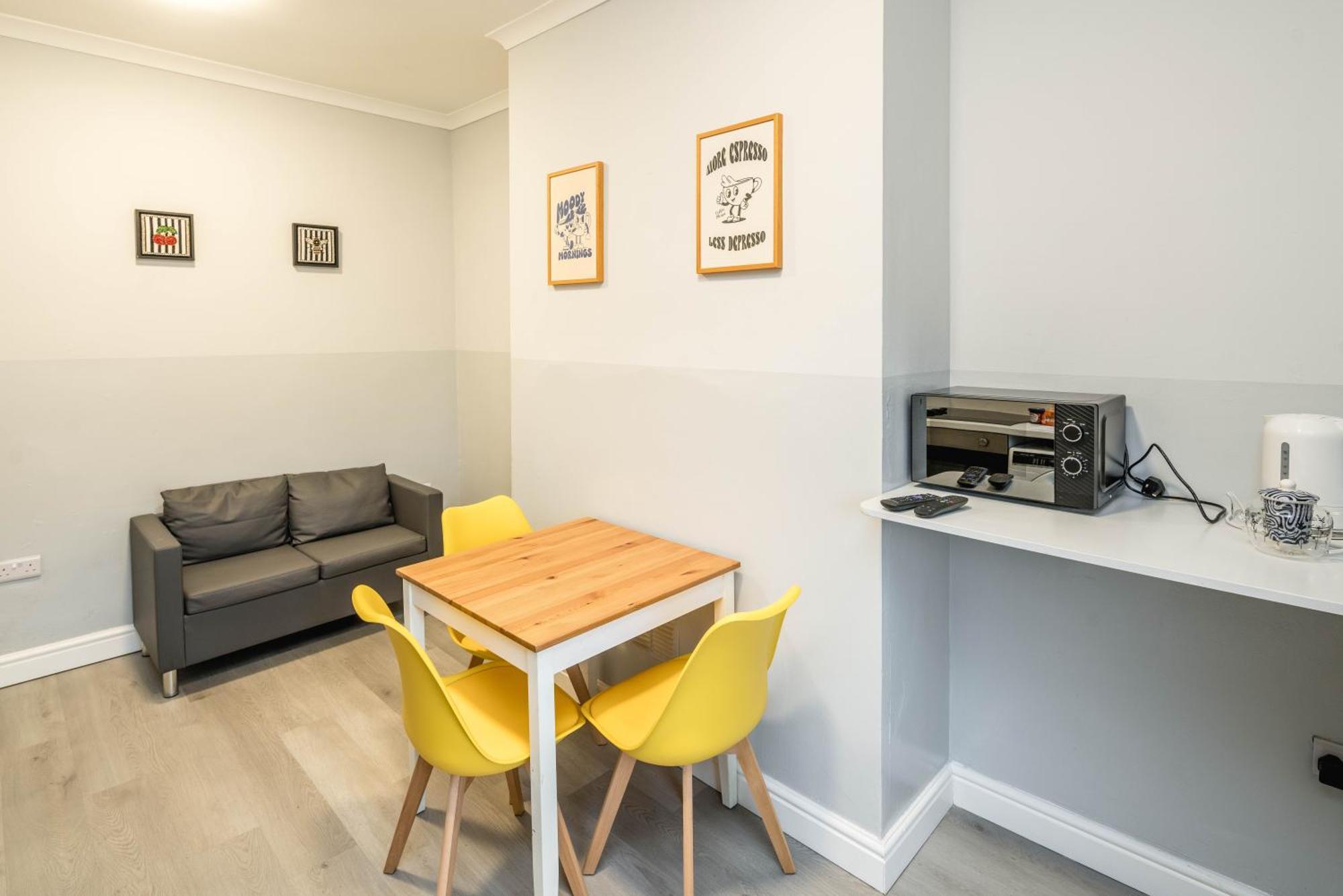 בדפורד Free Parking, 2 Beds,Close To Train Station מראה חיצוני תמונה